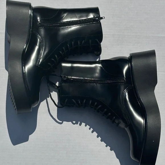 Womens Black Madden Girl Lace Up Boot NEW - Womens 6.5 and 8 (Youth 5 and 6.5) - Picture 5 of 7